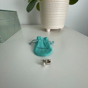 Sterling Silver and gold plating stud earrings 925 stamped authentication